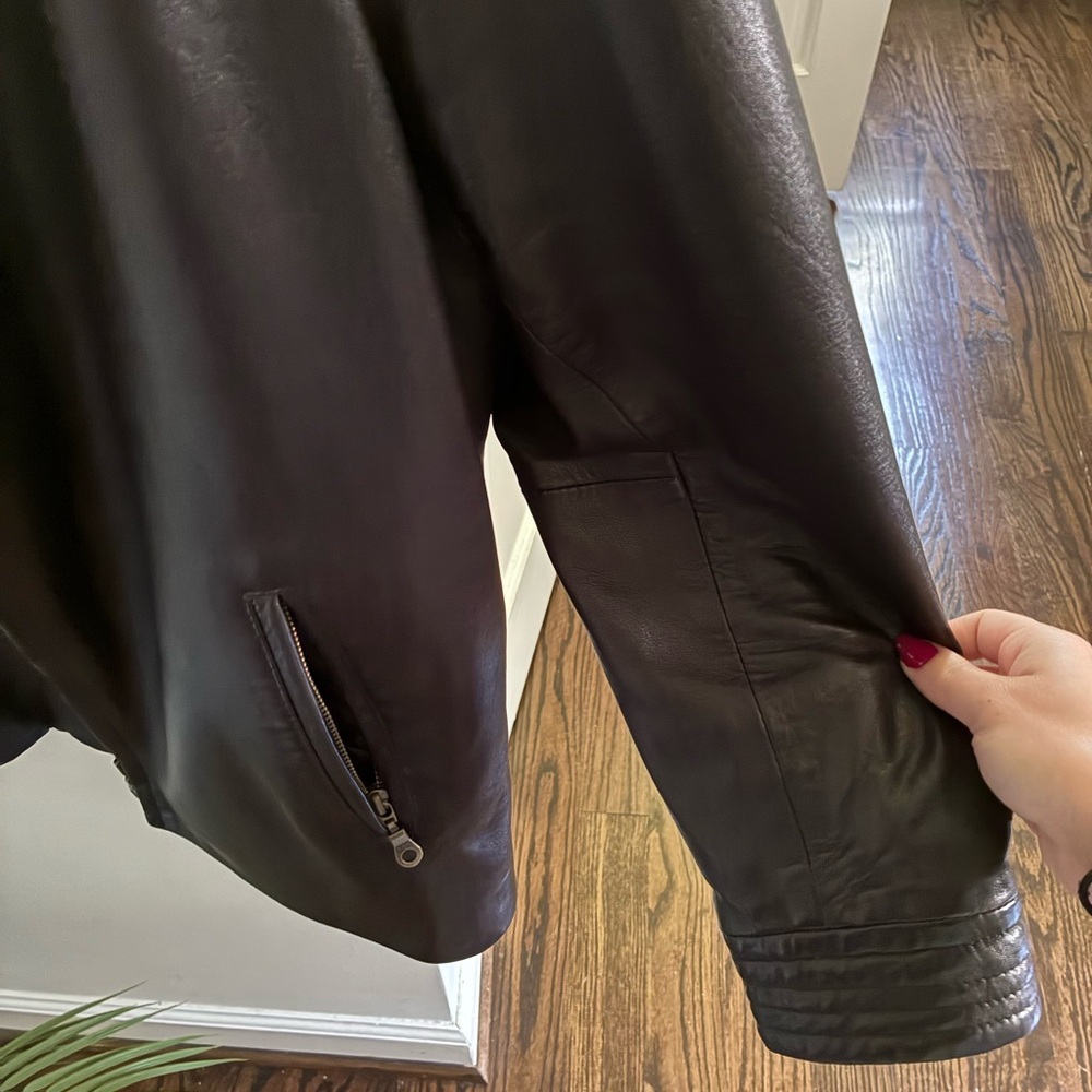 Vintage London Black Leather Jacket - Picture 5 of 7